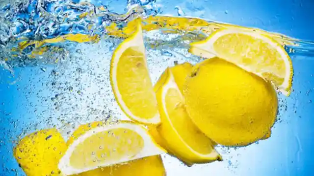 Lemon Water: The Top Ten Health Benefits