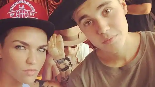 Justin Bieber Meets his Look-Alike, Ruby Rose